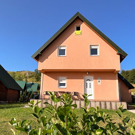 Guest House Happy Žabljak エクステリア 写真