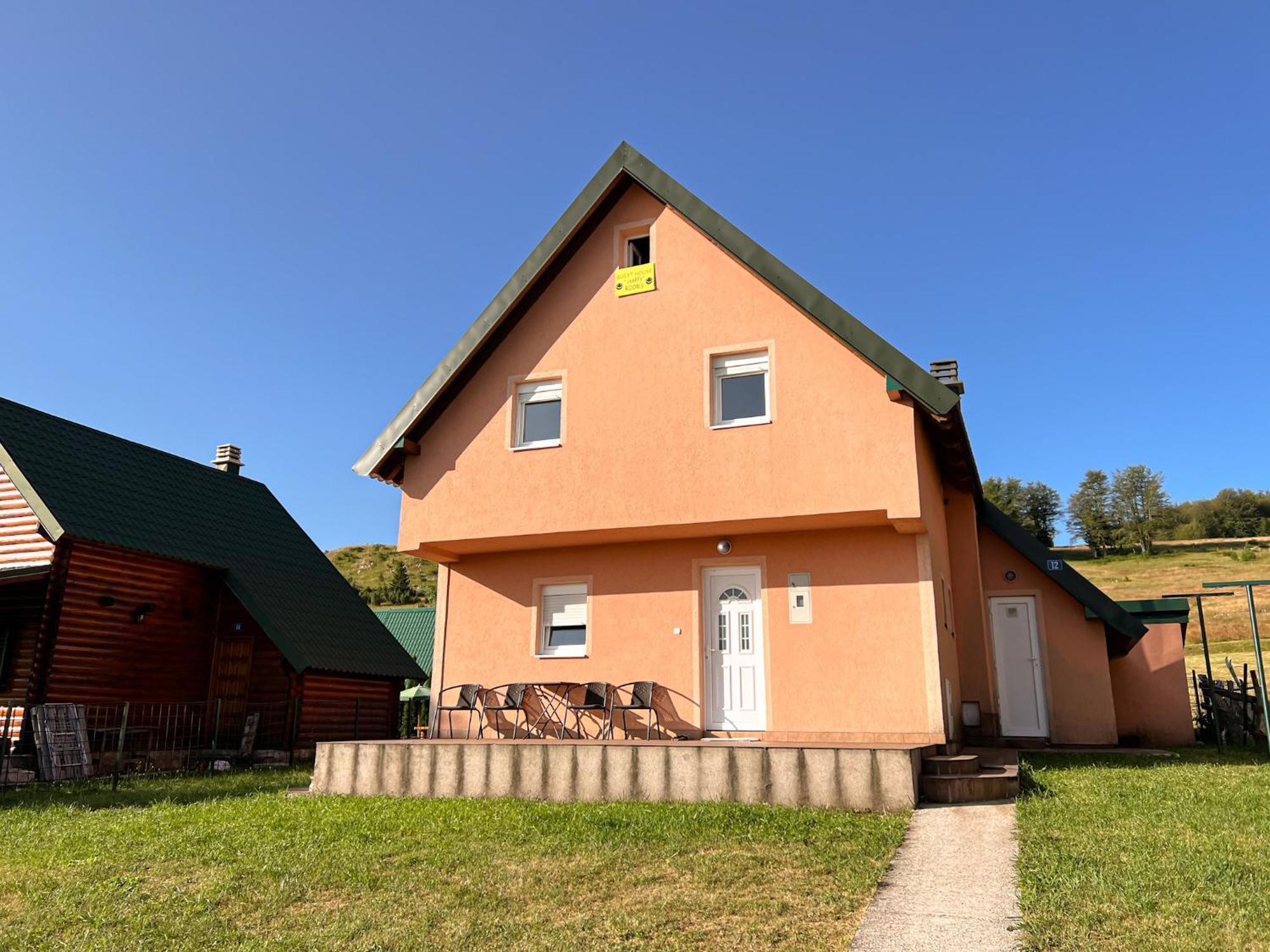 Guest House Happy Žabljak エクステリア 写真