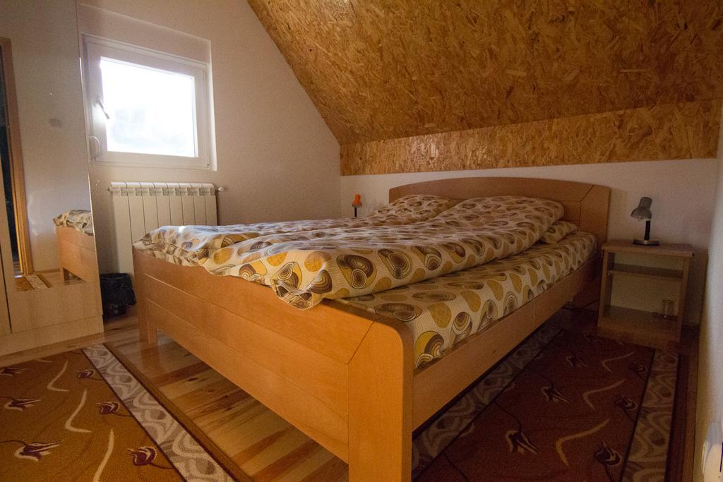 Guest House Happy Žabljak エクステリア 写真